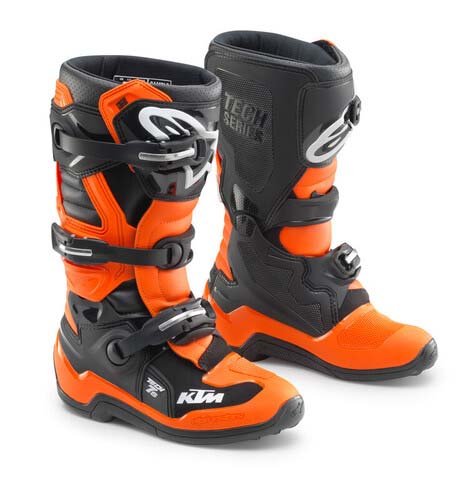 TECH 7S BOOTS