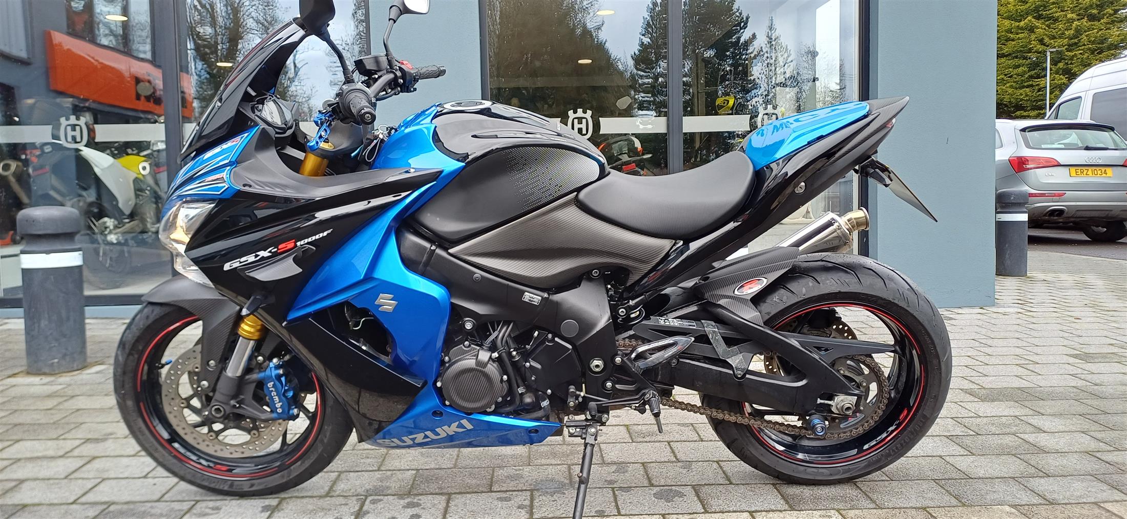 2017 SUZUKI GSX1000-F