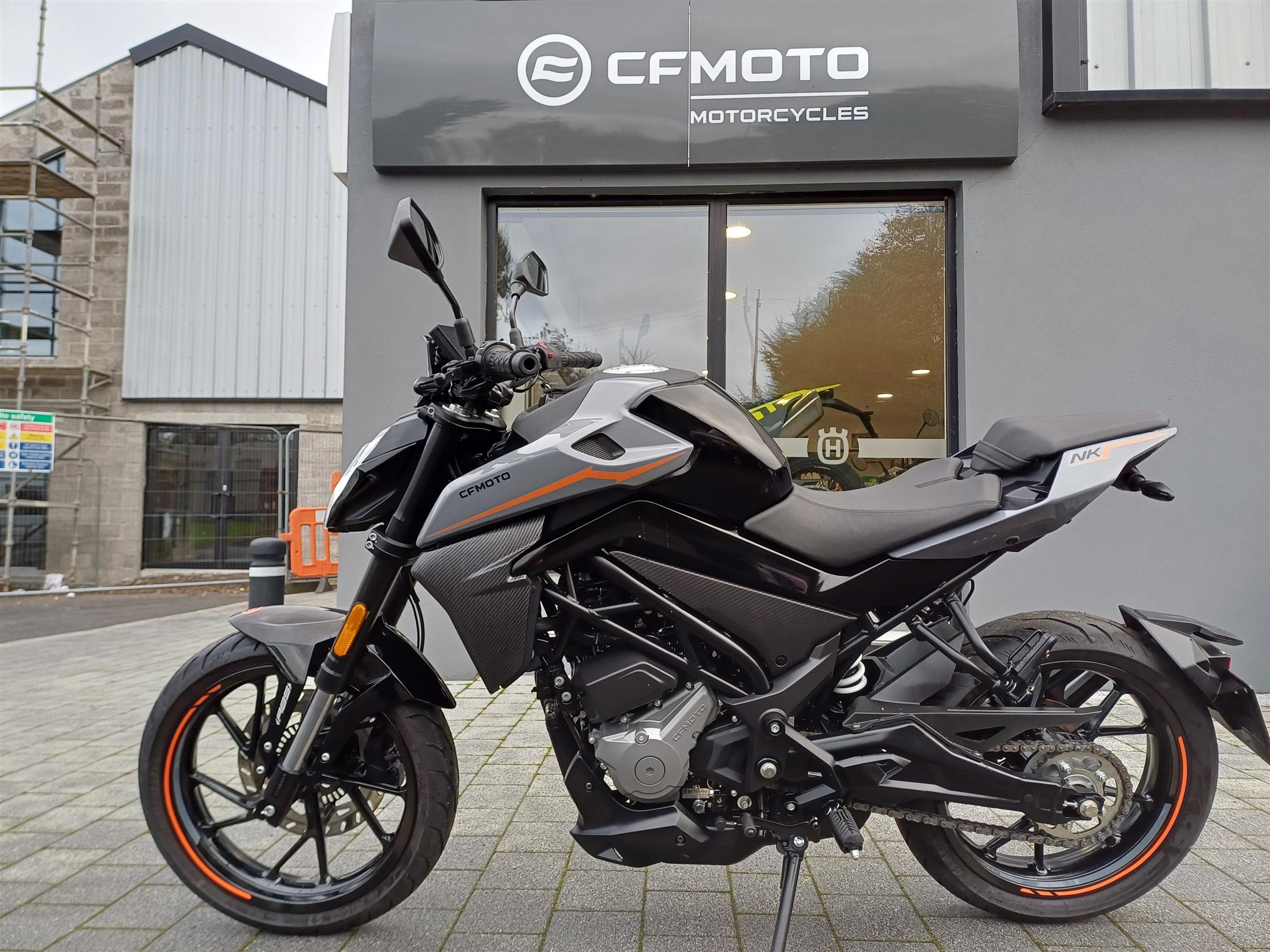 2023 CFMOTO 300NK REG 10/07/2024