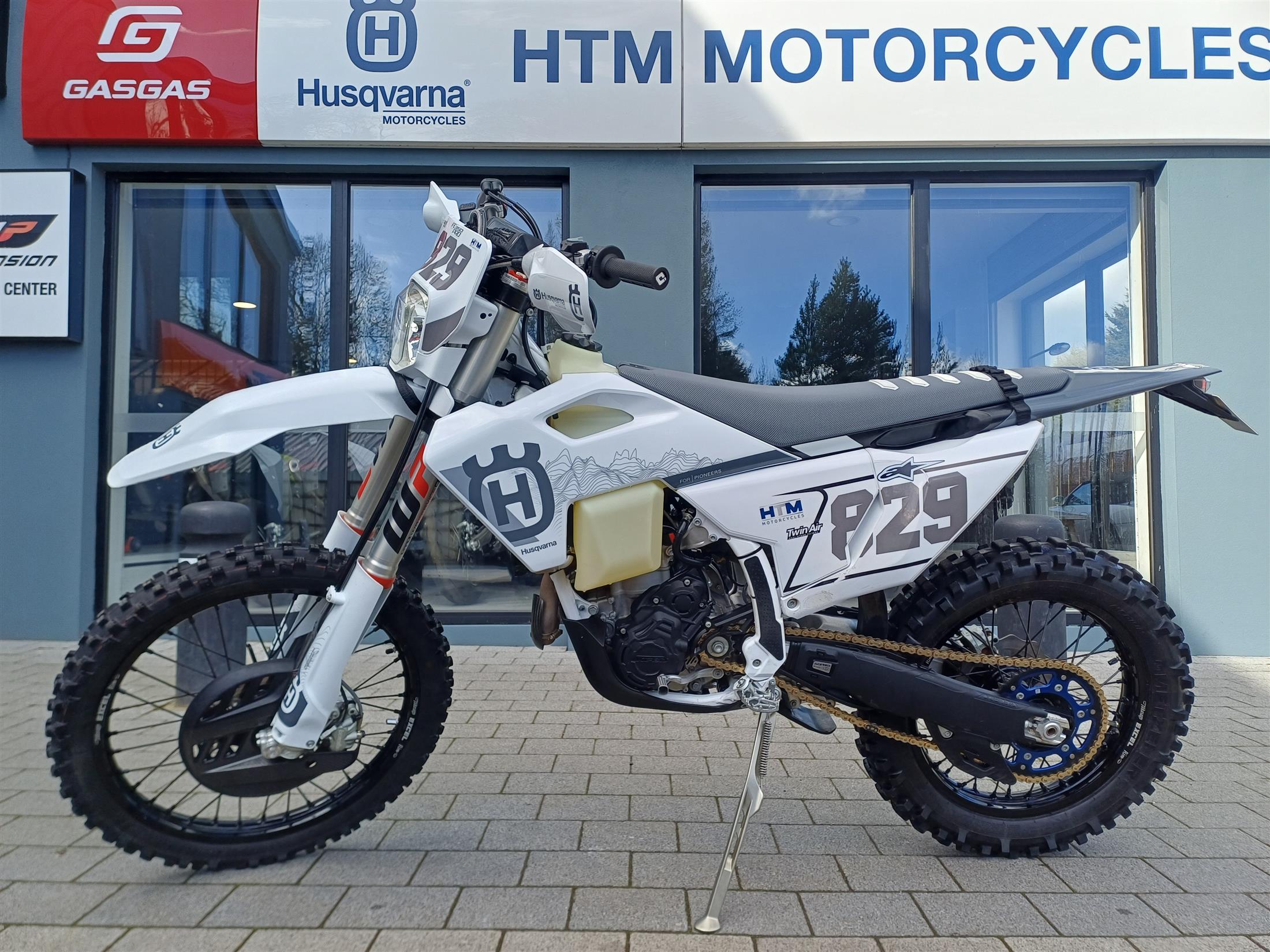 2025 HUSQVARNA FE350 PRO 32 HOURS