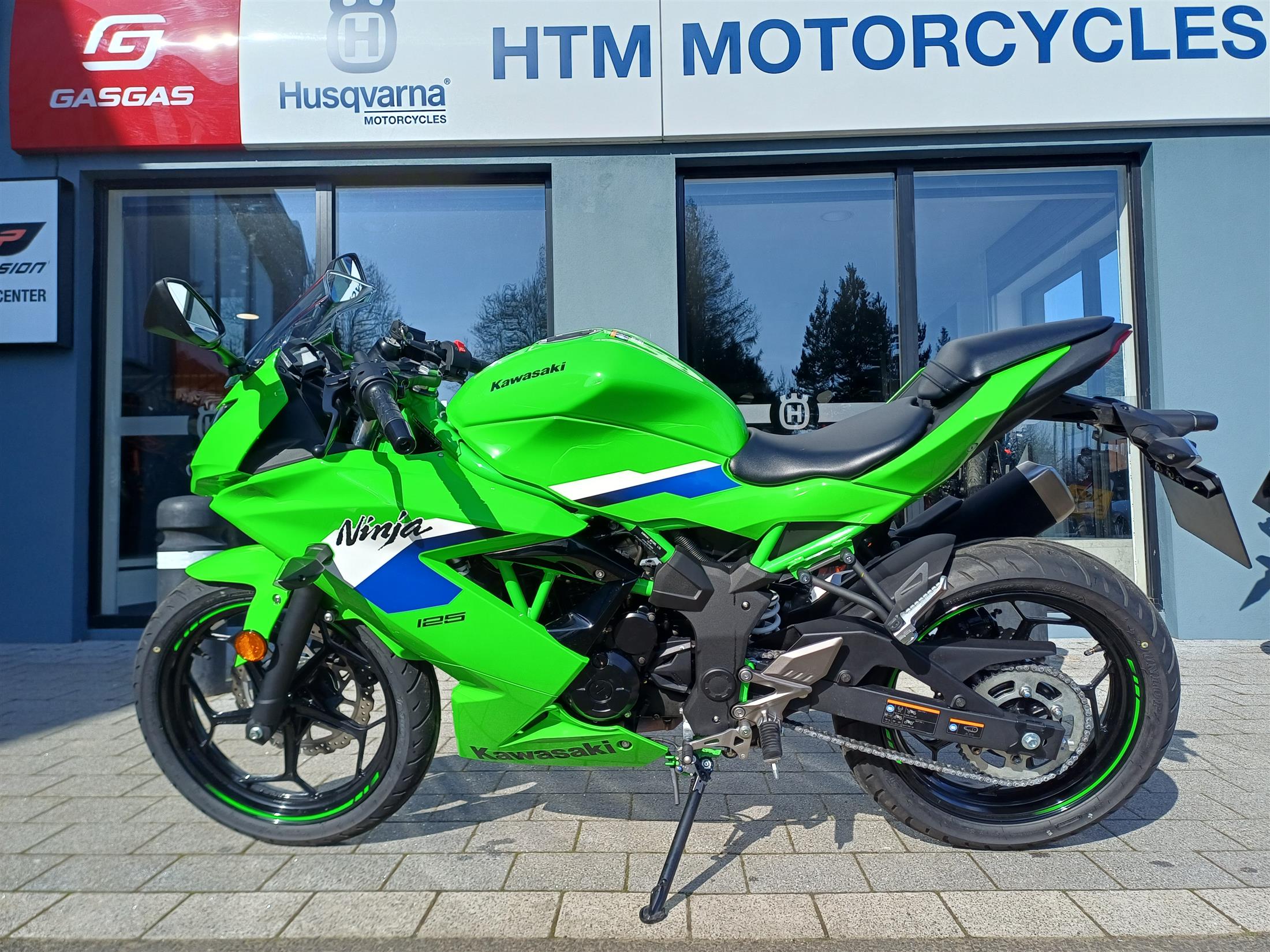2026 KAWASAKI NINJA 125 230 MILES NEW 10/03/2026